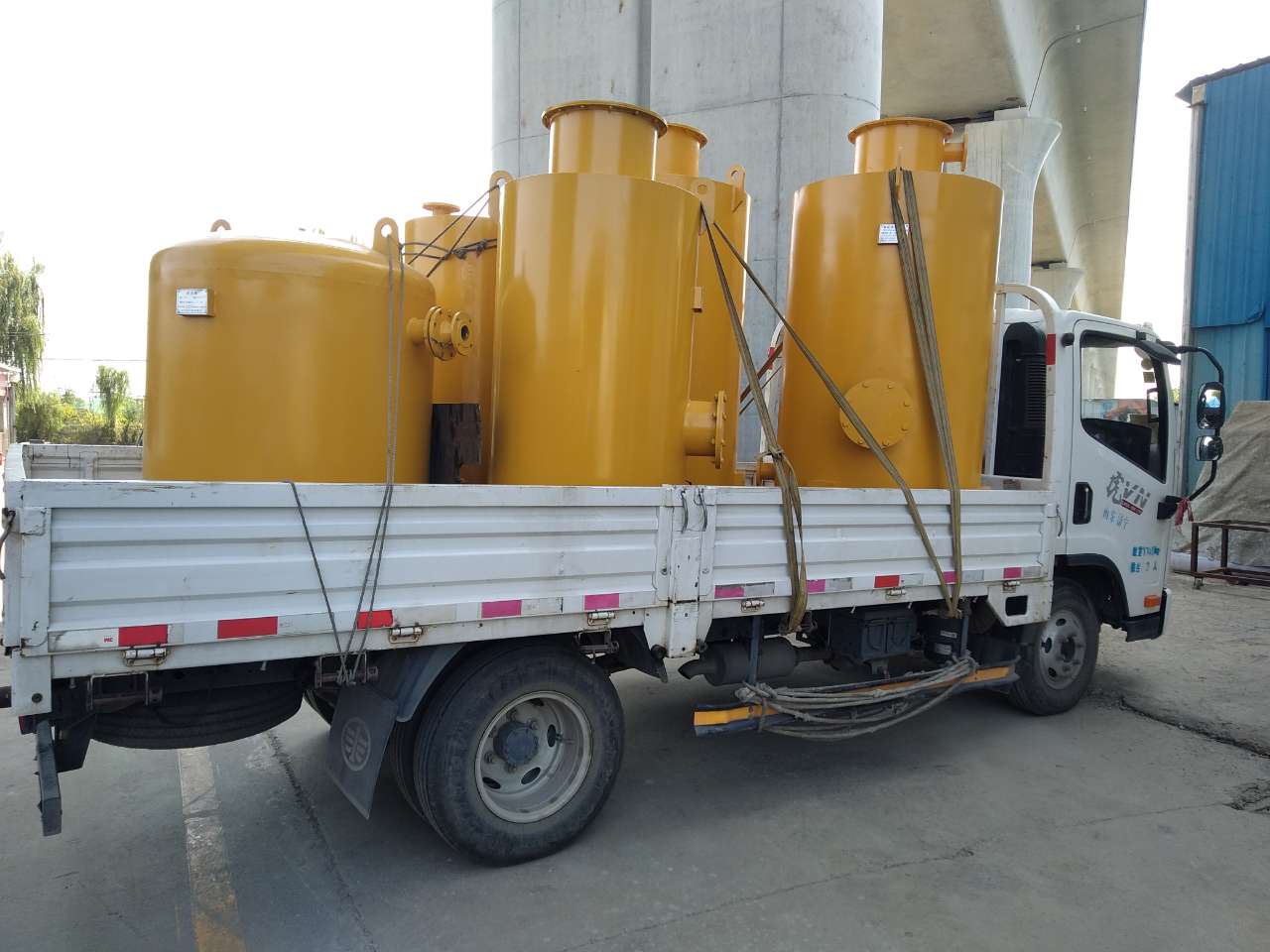 力揚牌脫硫塔發往河南案例分享